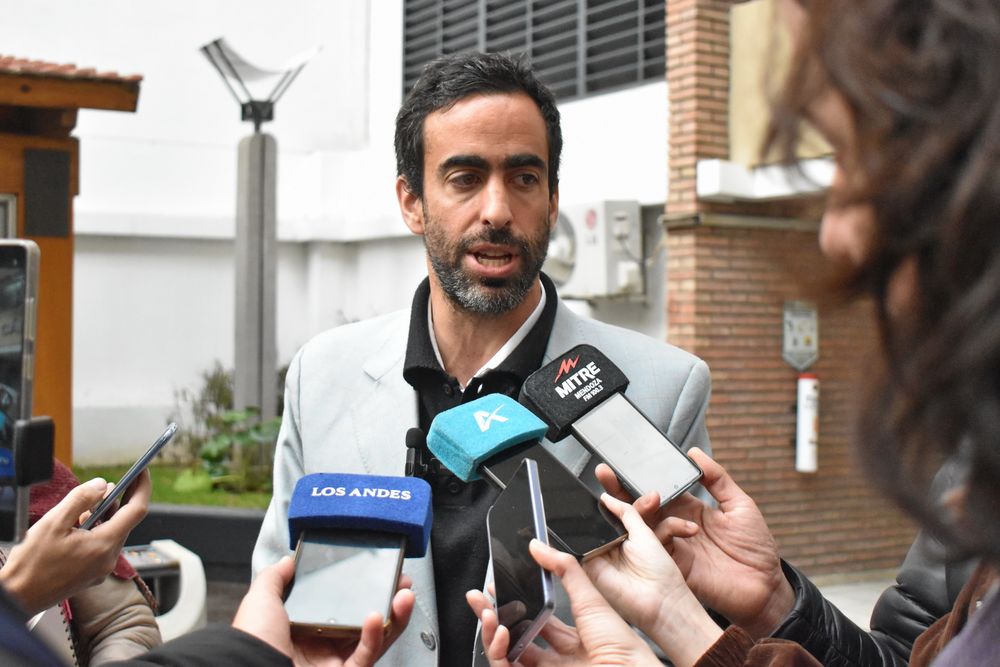 El ministro de Hacienda y Finanzas, Víctor Fayad.