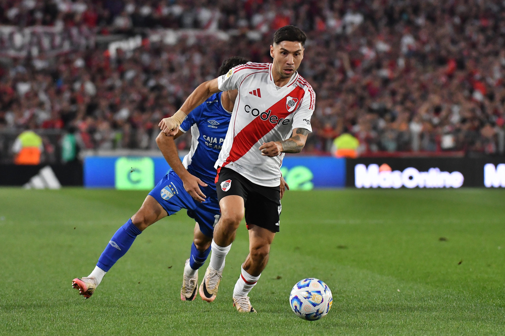 Gonzalo Montiel, de baja en el arranque del mes de abril