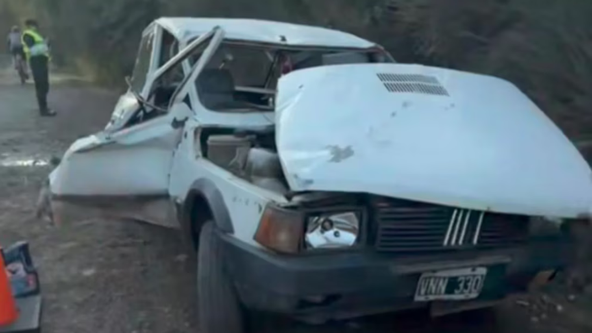 Se filmaban mientras iban en un Fiat 147 a toda velocidad, volcaron y se salvaron por milagro