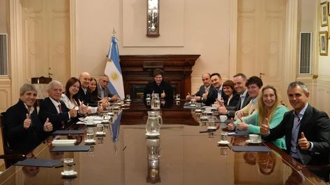 Super mega giga discurso: Milei recibió un respaldo masivo de su gabinete en X