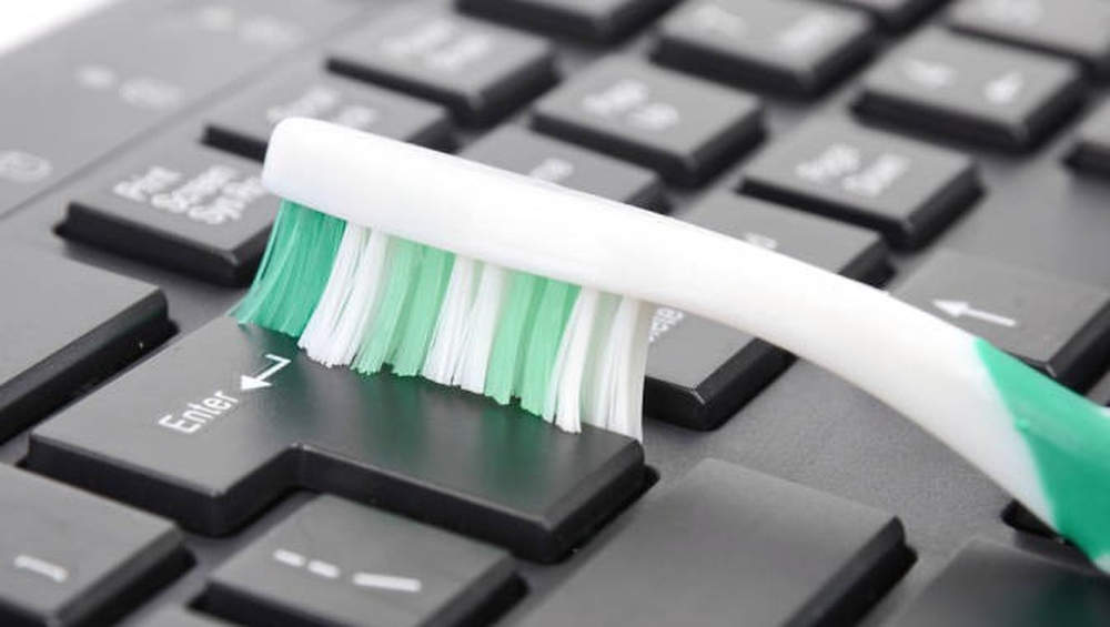 Cepillos reciclados aplican un truco eficaz que mejora limpieza y orden del hogar. Cepillos reciclados aplican un truco eficaz que mejora limpieza y orden del hogar.