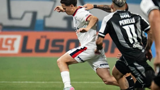 Nicolás Tripicchio de San Lorenzo busca superar la marca frente a los Ferroviarios, en un duelo muy friccionado y un arbitraje cuestionado.&nbsp;