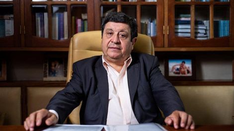 Juan Antonio Villarroel, el contador que quiere mejorar el servicio de agua potable en la zona rural.