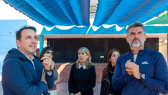 ulpiano suarez y tadeo garcia zalazar recorrieron los trabajos que se estan realizando en la escuela vergara