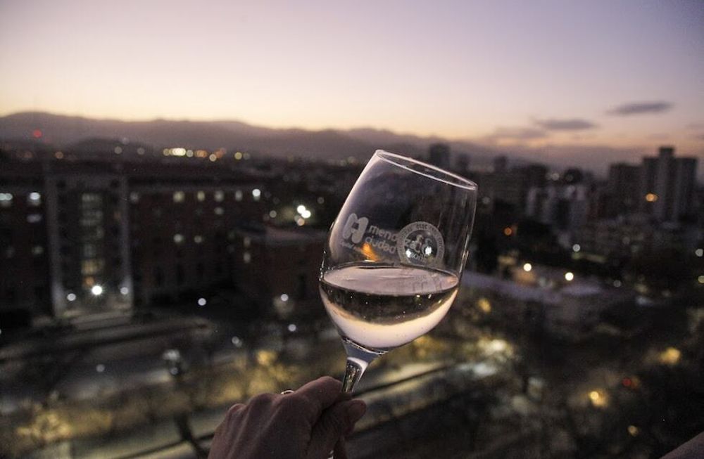 Terraza Torrontés para disfrutar en la Ciudad