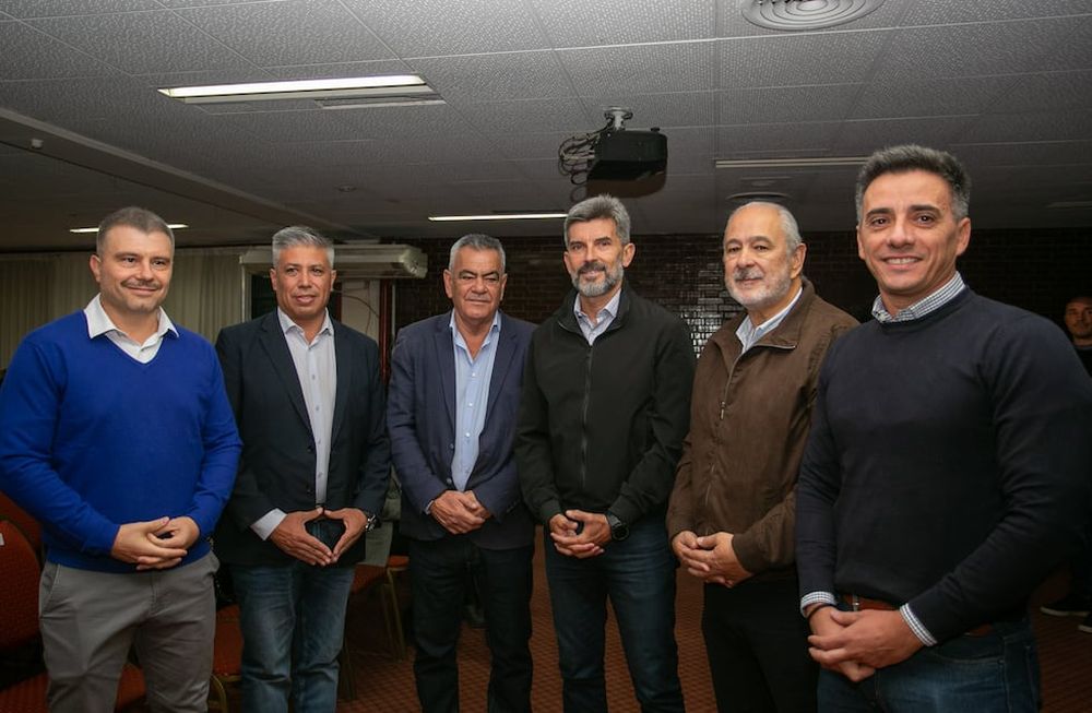 Ulpiano Suarez participó de la presentación del programa Mendoza Futura 2024