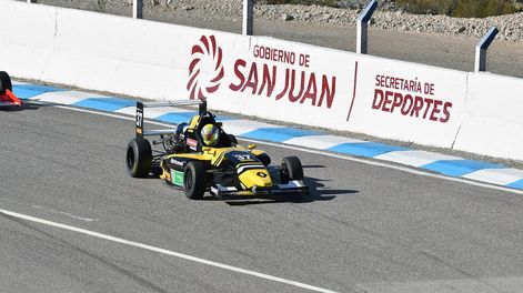 Fórmula 2.0: Abandono para Vicino en la final del domingo