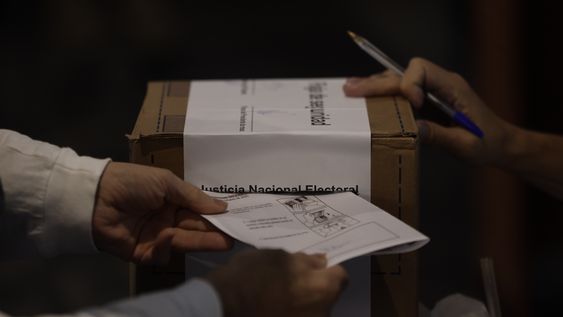 Luego de las elecciones, se abren nuevas posibilidades en la economía.