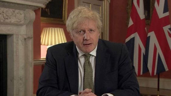 El primer ministro británico, Boris Johnson, da un discurso televisado a la nación desde Downing Street en Londres donde anuncia un nuevo confinamiento en el Reino Unido. AP