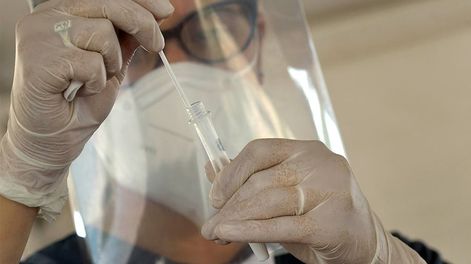 Los Andes | Ómicron, detectada en África, es tan reciente que la información es poca pero se sabe que se disemina rápido. Foto: Orlando Pelichotti / Los Andes