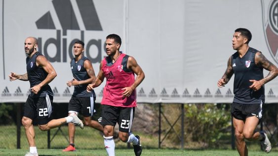 River y Central se ponen al día en la Superliga
