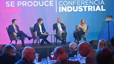 Empresarios, pymes y autoridades nacionales participaron de la 31° Conferencia Industrial de la UIA bajo el lema “El futuro se produce hoy”.
