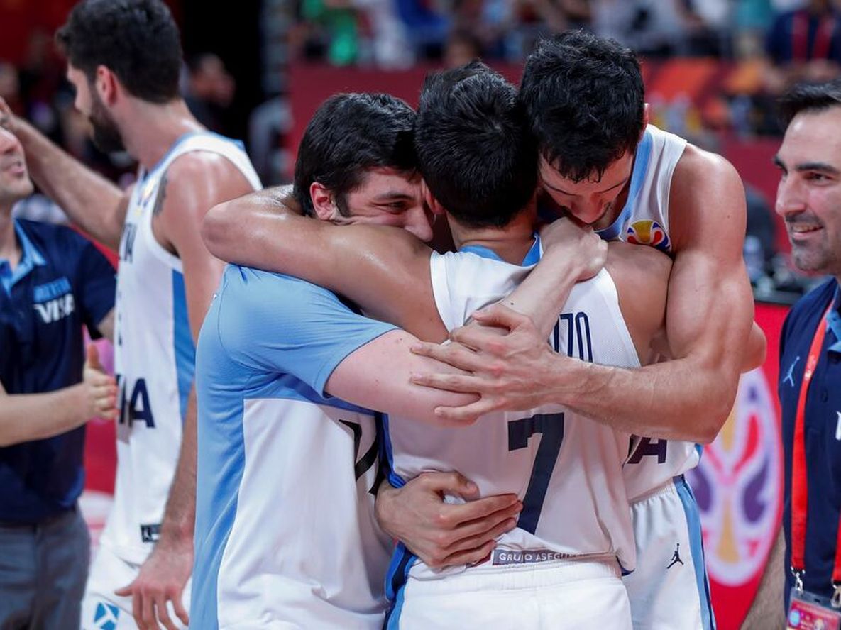 En conjunto - Por Jorge Sosa