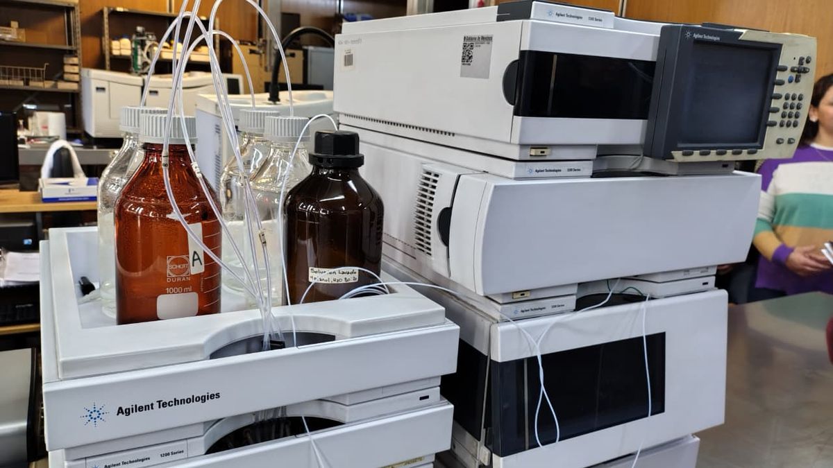 La Justicia donó un cromatógrafo de alta tecnología a la Uni