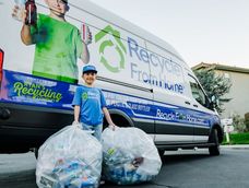 Una iniciativa que nació en casa terminó convirtiéndose en un proyecto capaz de inspirar a otros y poner el reciclaje al servicio de una causa ambiental.