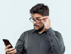 Este SMS simula proteger tu cuenta de Google cuando en realidad busca engañarte. Descubrí como funciona la nueva estafa.
