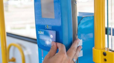 Desde la tercera semana de febrero, en Mendoza se podrá pagar el colectivo con débito, crédito, NFC y QR. Ya se había implementado en el Metrotranvía.