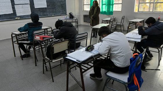 Se resolvió que cada jurisdicción decidirá si adelanta el receso de acuerdo a los índices epidemiológicos en cada región. / Foto: Orlando Pelichotti / Los Andes