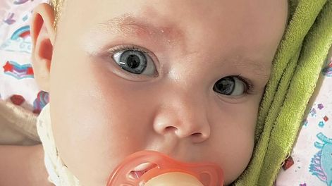 Los Andes | Ludmi, la niña mendocina que nació con una rara enfermedad comenzó su tratamiento: “Podemos decir que lo logramos”. Foto: Gentileza Yanina Bressa.