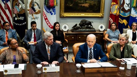 Los Andes | El presidente de los EE.UU., Joe Biden, habla durante una actualización sobre la respuesta federal a los huracanes Helene y Milton, en la Sala Roosevelt de la Casa Blanca en Washington, DC, EE.UU. La temporada de huracanes está azotando Florida junto con