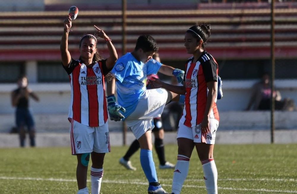 Suman 15 puntos en cinco partidos. Lideran su zona y son favoritas.