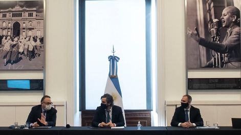 El Gobierno nacional tiene la suerte de no tener enfrente una oposición de su estilo, pero carece de un programa frente a la crisis. / Gentileza