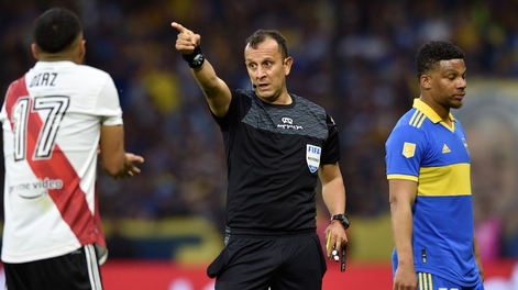 Darío Herrera dirigió varios Superclásicos, y sumará uno más este domingo.&nbsp;