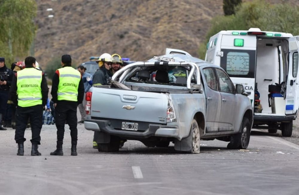 Falleció una de las estudiantes que estaba internada por el vuelco de la camioneta en El Challao. Mariana Villa / Los Andes.