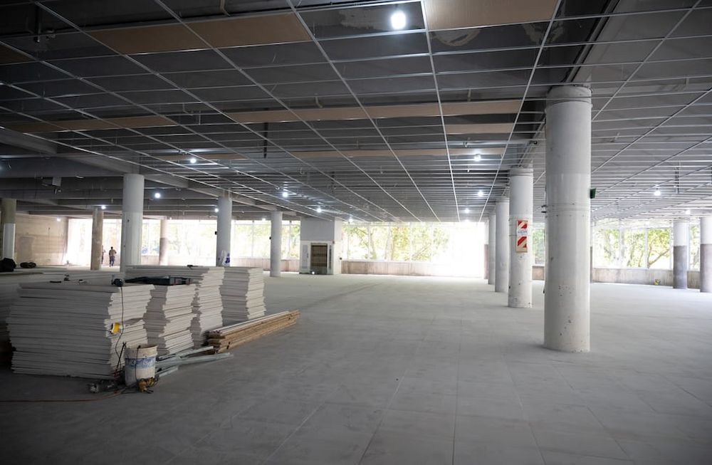 Se han implementado mejoras estructurales significativas, incluyendo la instalación eléctrica completa, cerramientos, sistemas de aire acondicionado y demás medidas de seguridad. (Gentileza)