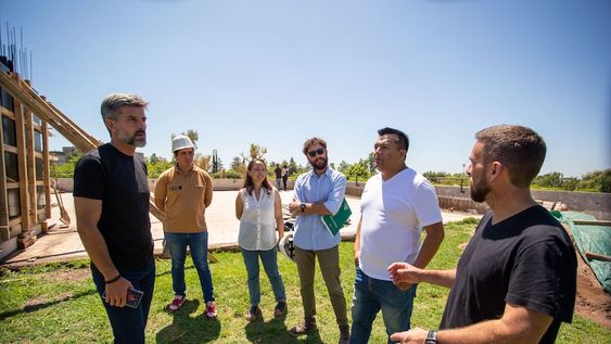 Ulpiano Suarez recorrió las obras del Memorial Malvinas Mendoza en Ciudad