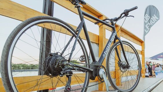Fuerte apuesta de una empresa mendocina: de las zapatillas ecológicas a las bicicletas eléctricas