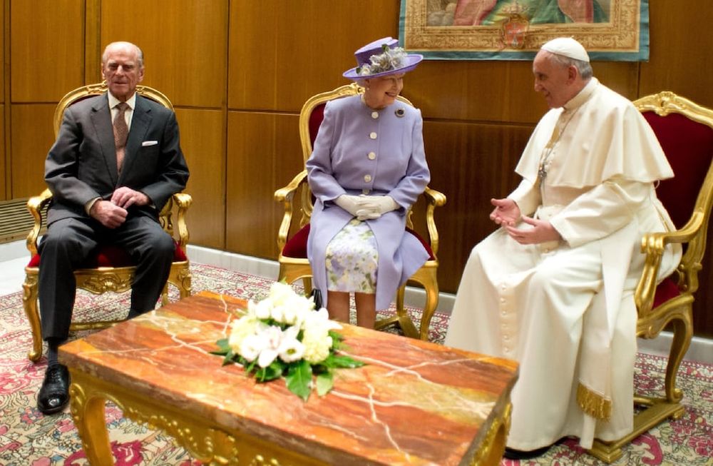 Francisco destacó la “dedicación por el matrimonio” del príncipe Felipe en un mensaje enviado a la Reina