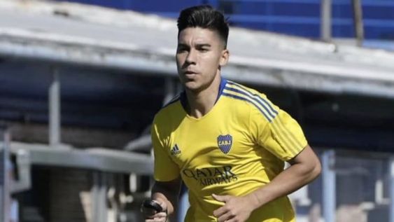 A pesar de que la 7 -camiseta que portó en su ciclo anterior- estaba vacante, el volante se inclinó por heredar el número de Edwin Cardona. / Gentileza.