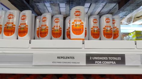La venta de repelentes tuvo que ser limitada debido a la alta demanda.
