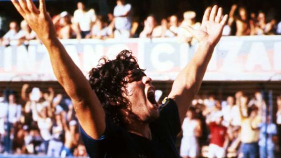 El día que Maradona debutó en Boca oficialmente ante Talleres de Córdoba en la Bombonera. / Gentileza.