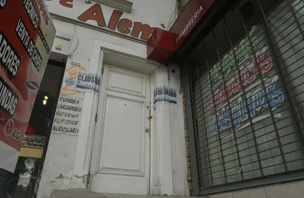 Frente del Hospedaje Alem, que fue clausurado. / Orlando Pelichotti