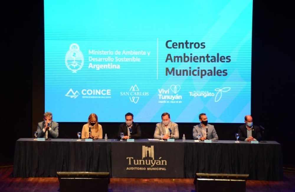 El Gobierno Nacional, en conjunto con Tunuyán, anunció la construcción de centros ambientales