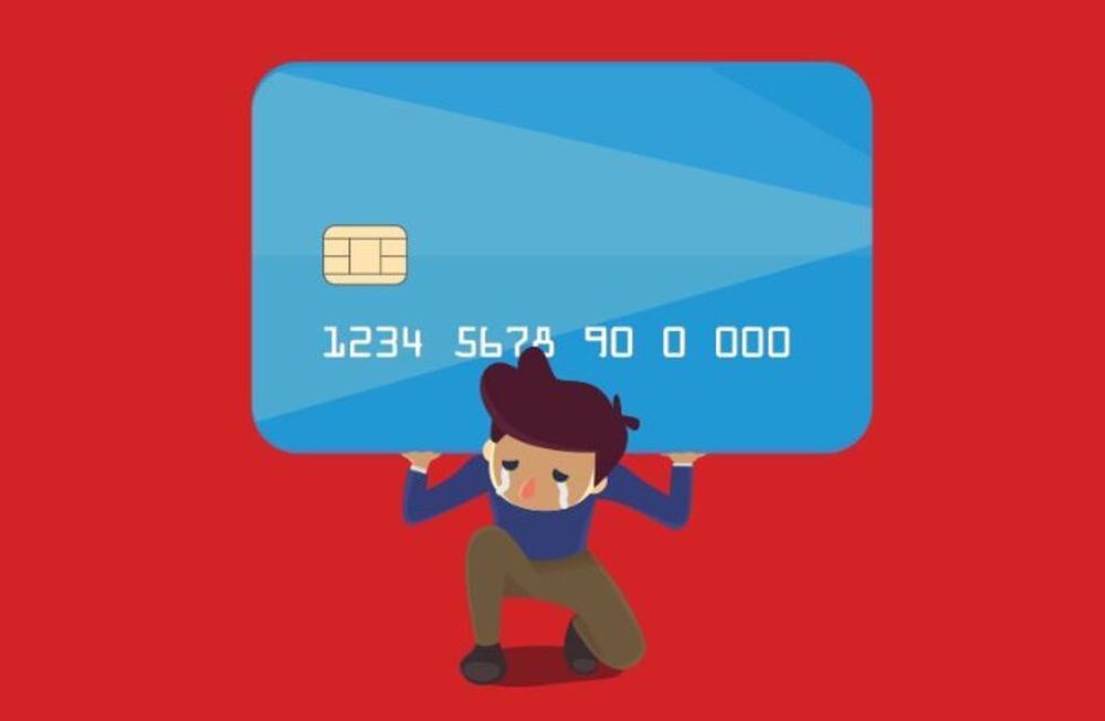 Se encarece el pago en cuotas con tarjeta por las tasas cada vez más altas