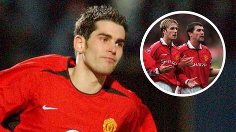 Daniel Nardiello con la camiseta del Manchester United