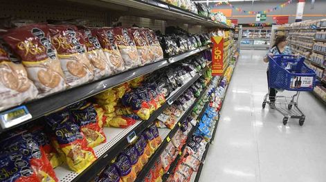 Consultoras relevadas por el BCRA estiman una leve baja en la inflación. Foto: Los Andes