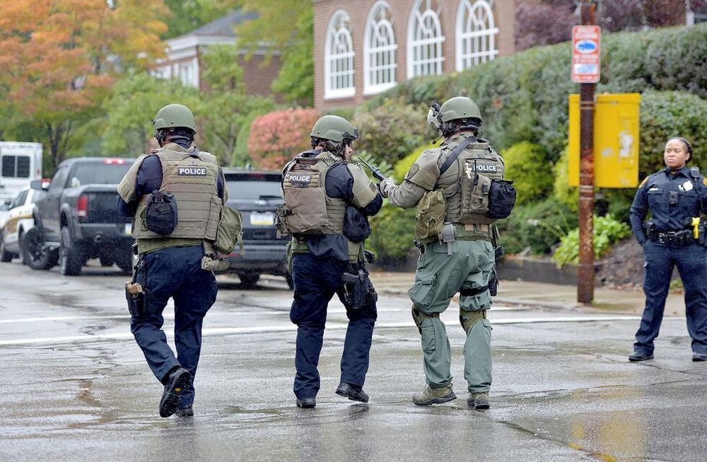 Al menos ocho muertos tras un tiroteo en una sinagoga en Pittsburgh