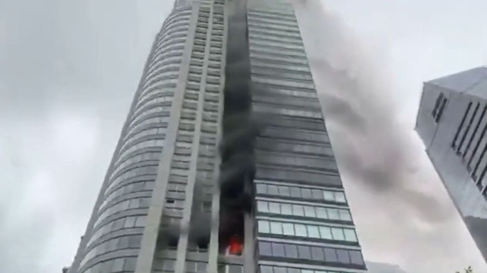 Incendio en Puerto Madero.