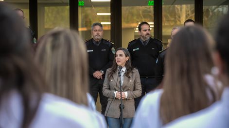 La ministra de Seguridad, Mercedes Rus, puso en funciones a los 47 nuevos profesionales del Servicio Penitenciario Provincial.&nbsp;&nbsp;