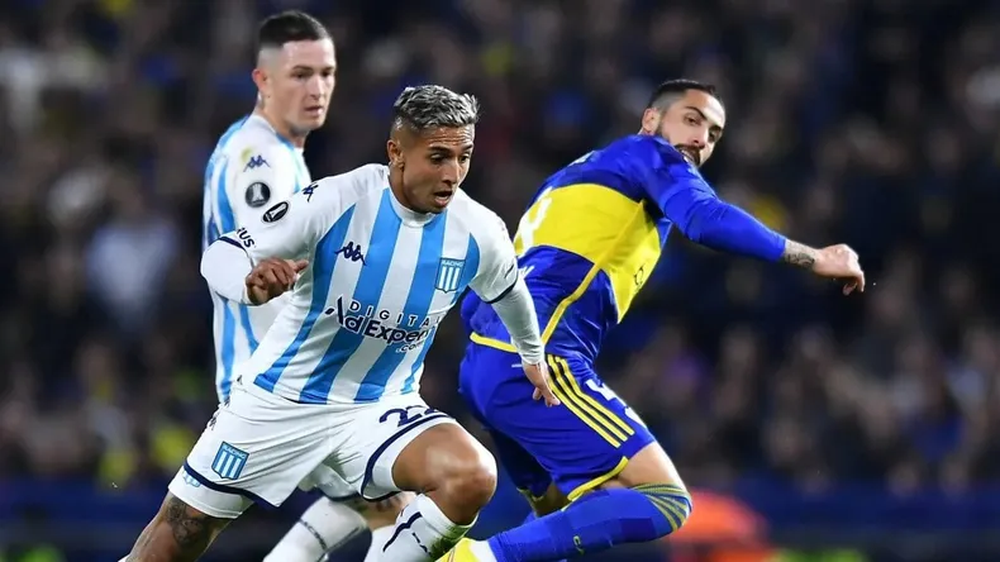 Almendra y una visita distinta a Boca.