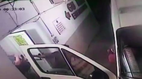 Los Andes | El hecho se registró anoche en la puerta de ese centro asistencial y la víctima fue identificada por los investigadores como Alejandro Vega