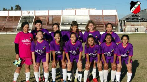 Fútbol femenino: choques claves y baja de un equipo