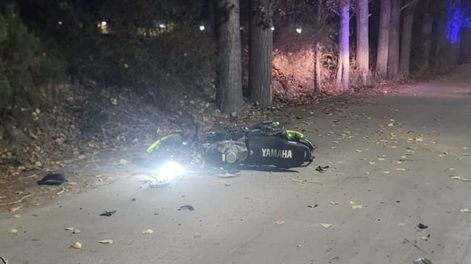Tragedia en Junín. Murió un joven motociclista tras chocar contra un árbol. Gentileza: ministerio de Seguridad
