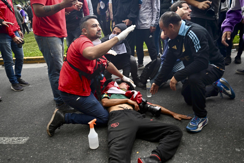 El mi&eacute;rcoles 12 de marzo a las 17.18, el fot&oacute;grafo Pablo Grillo, de 35 a&ntilde;os, recibi&oacute; un impacto de cartucho de gas lacrim&oacute;geno en la cabeza&nbsp;&nbsp;