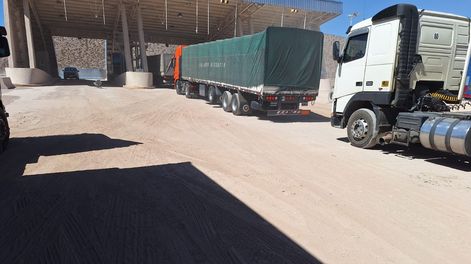 Transportistas reclaman por malas condiciones en la aduana de Uspallata