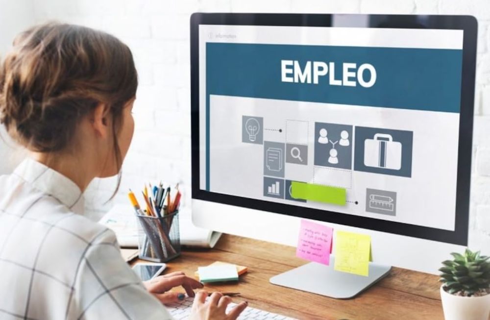 La clave en la búsqueda de empleo es tener nuestro perfil laboral cargado en las distintas plataformas dedicadas a la búsqueda de perfiles.